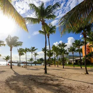 Paradis & A 1 Min , Le Gosier (Grande-Terre) Guadeloupe
